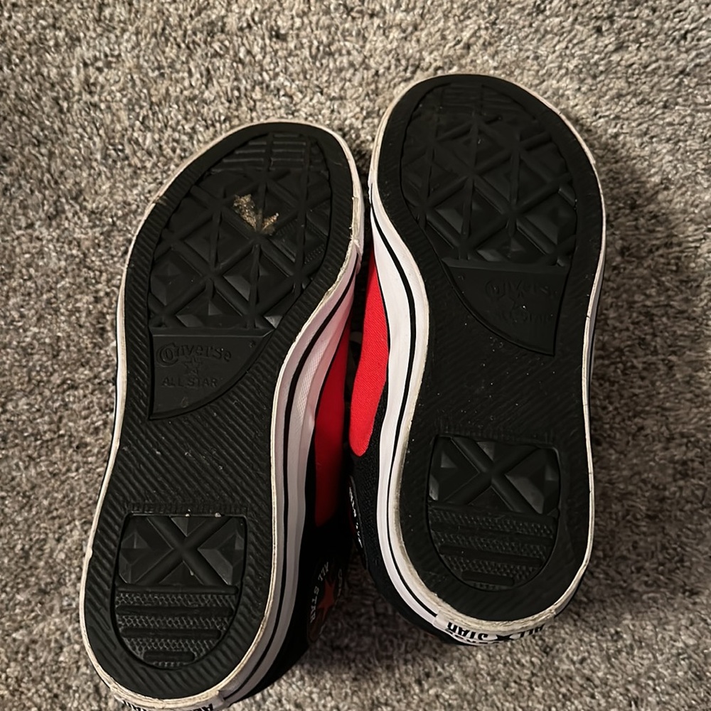 Converse - Picture 3 of 4